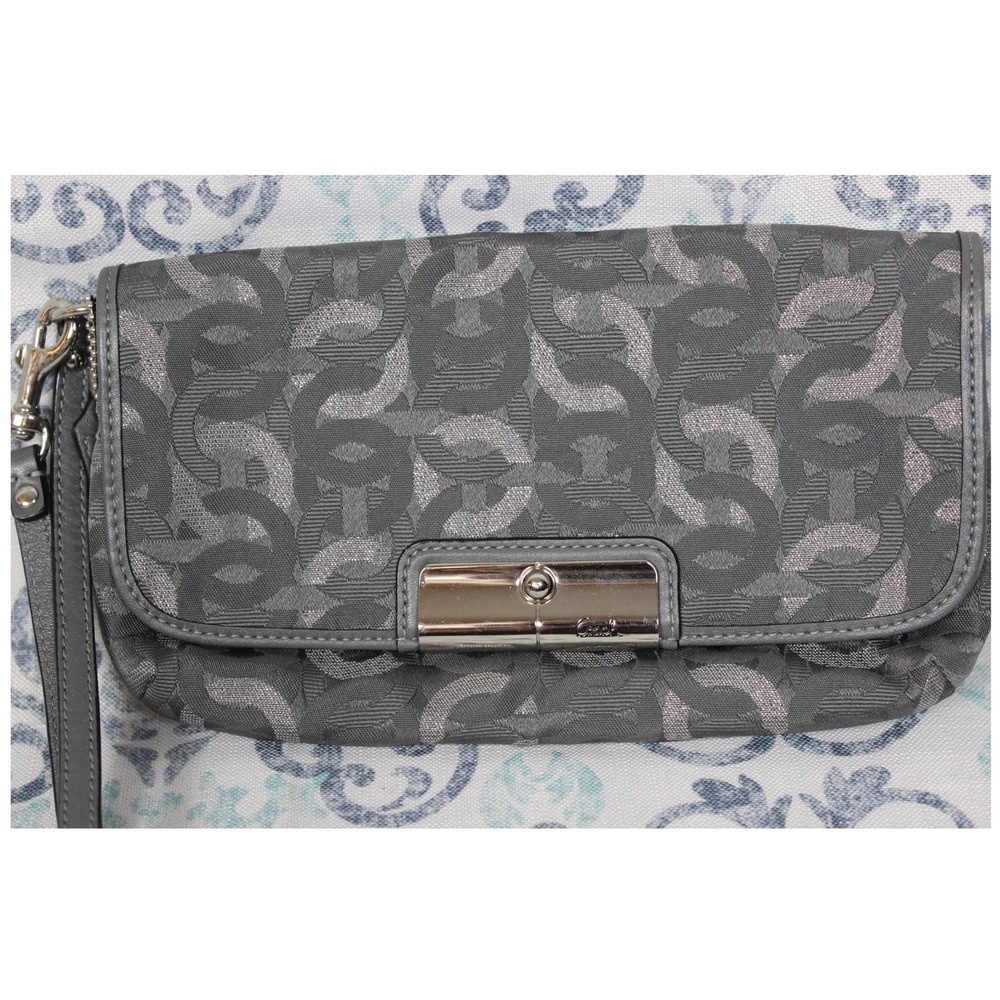 Coach Signature C Monogram Wristlet Clutch Gray Silver Metallic Leather Trim